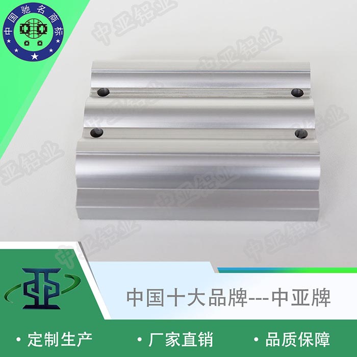 南丹門業(yè)鋁型材多少錢一頓